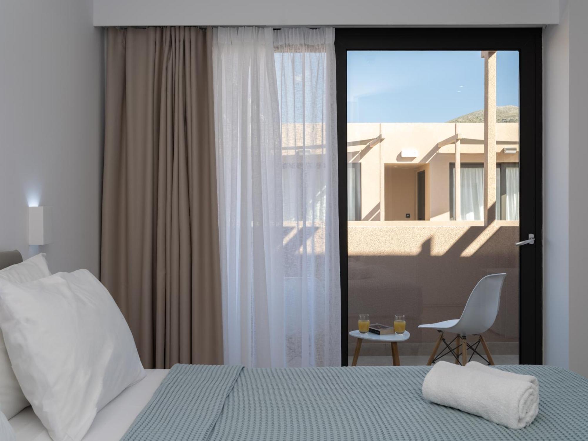 Golden Bee Lifestyle Hotell Stalida Exteriör bild
